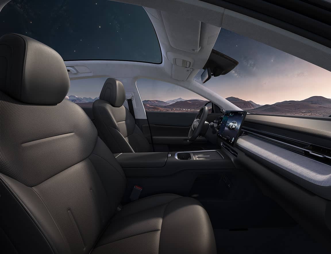 ריפוד מושבים בצבע אפור כהה באקספנג G6